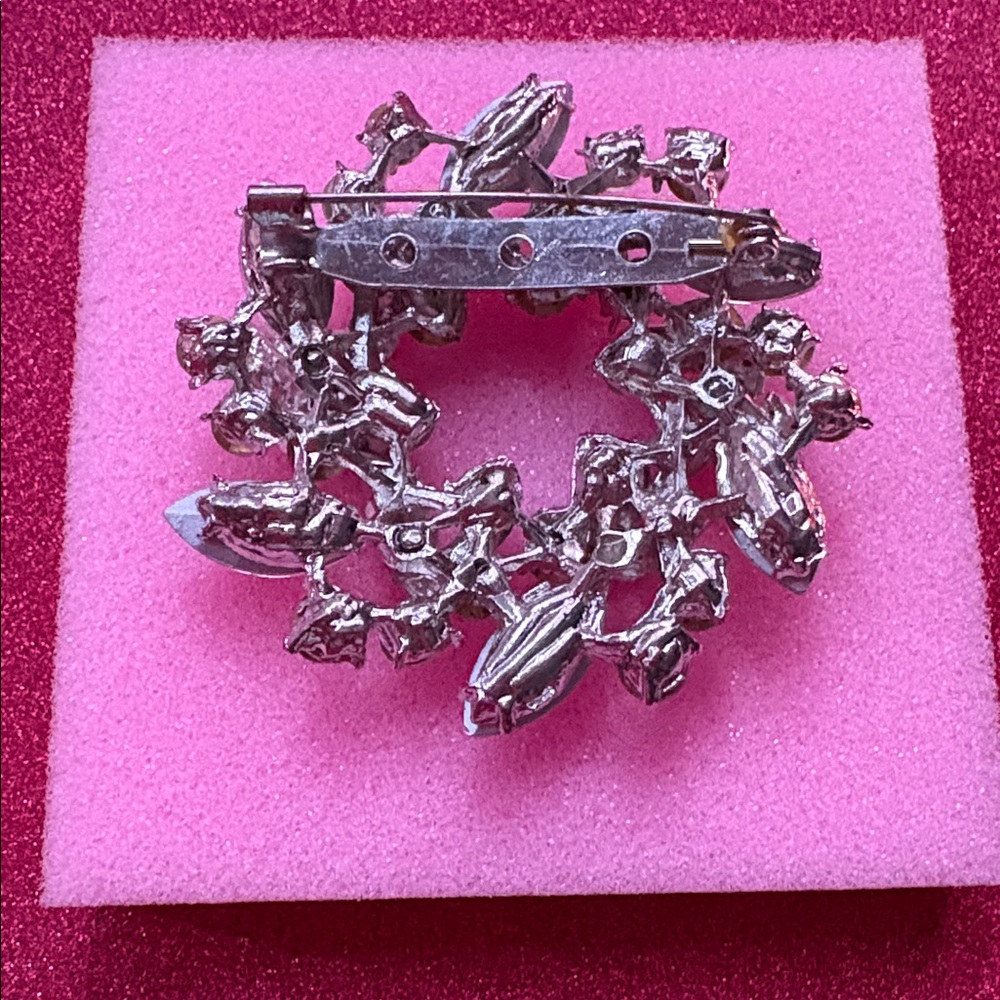 Vintage Brooch - Picture 3 of 4